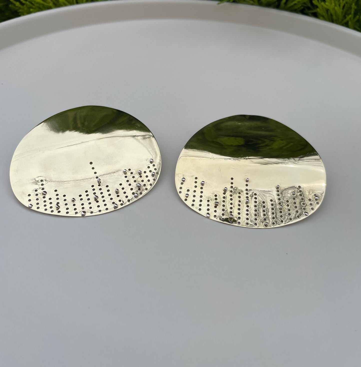 Iziqhaza zikaMaKhanyile earrings