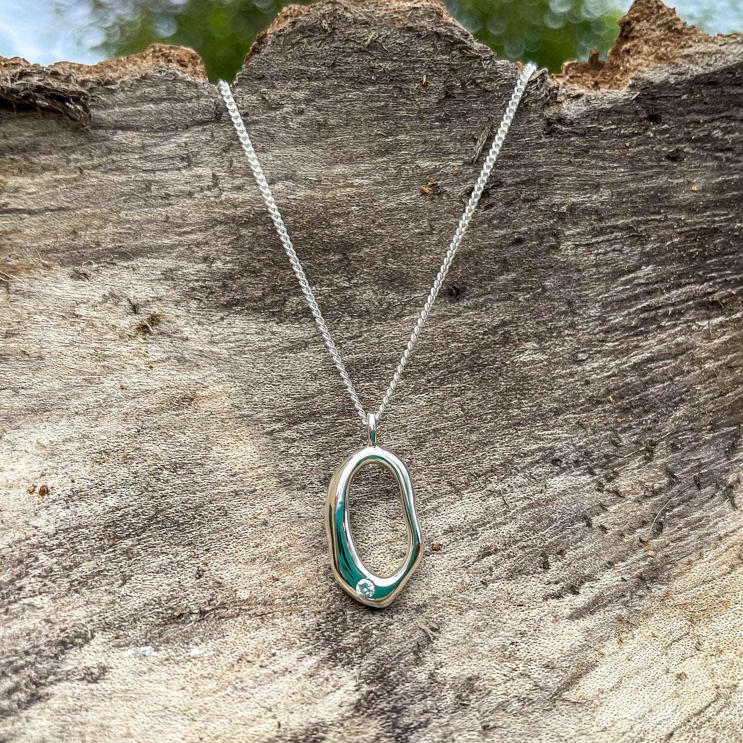 Dwala Pendant