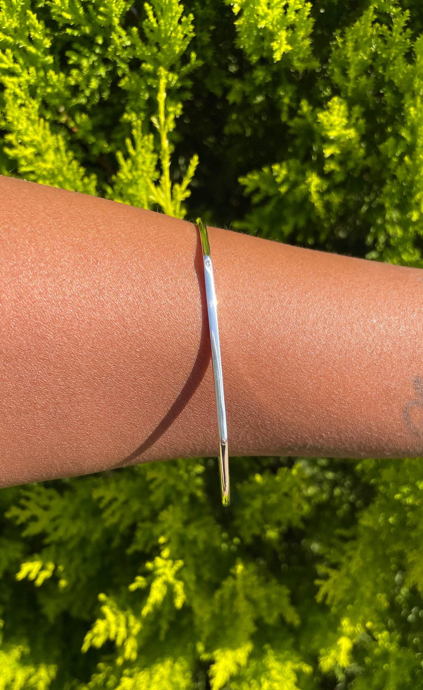 D-Shaped bangle