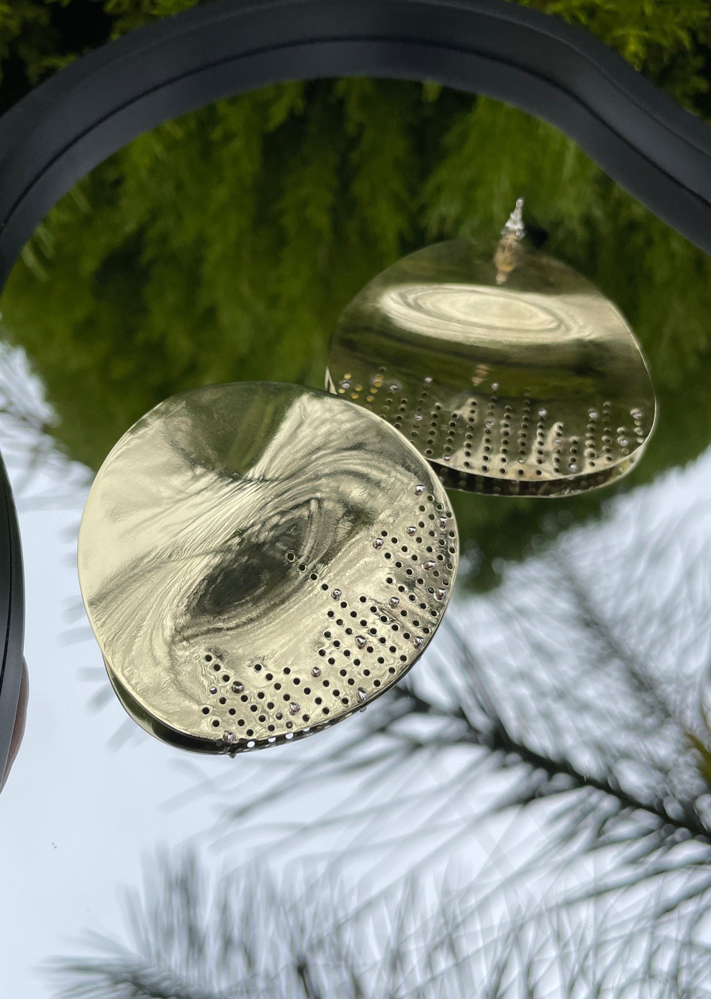 Iziqhaza zikaMaKhanyile earrings